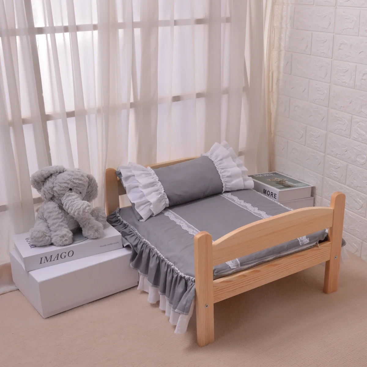 Pine-Composite Dog Bed with Cotton Bedding - Image 2