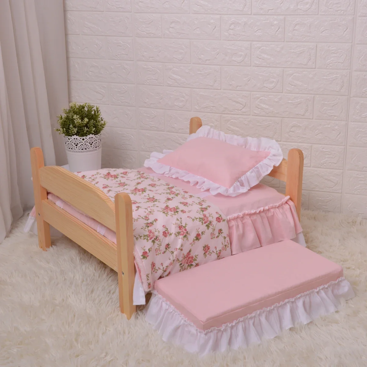 Pine-Composite Dog Bed with Cotton Bedding - Image 6